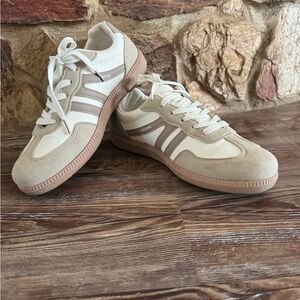 Stylish Women's Beige and White Athletic Sneakers